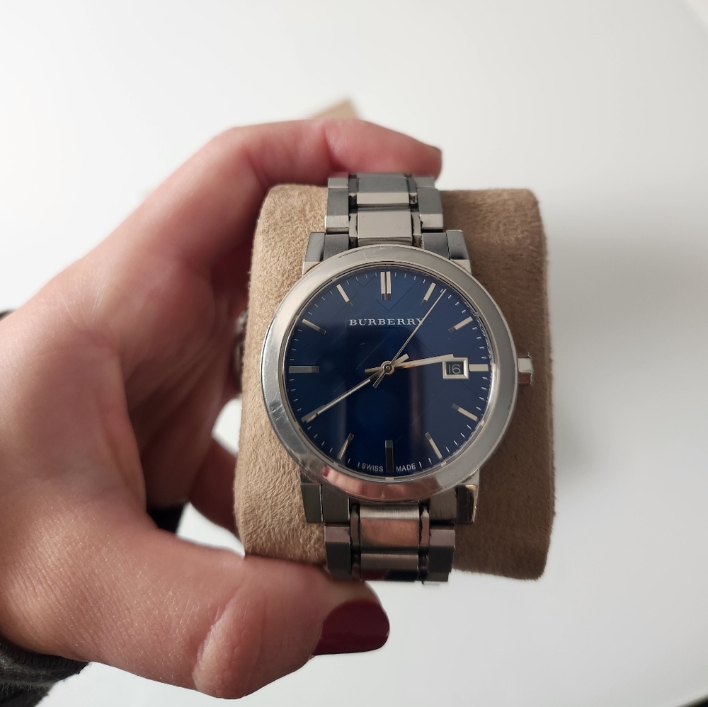Burberry mens Chronograph watch 42mm blue face - Picture 2 of 8